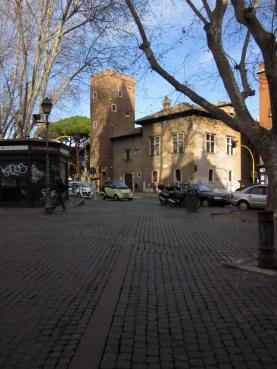 Medieval tower at Viale Trastevere.